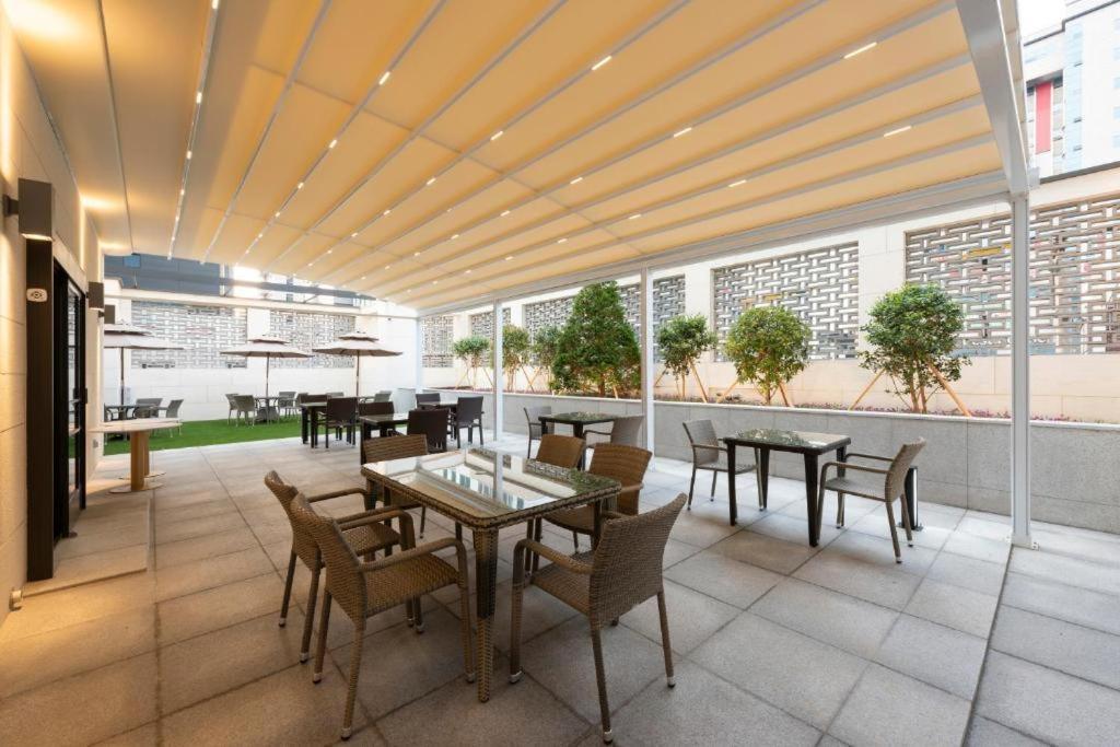 Hound Hotel Yeonsan Busan Exterior foto