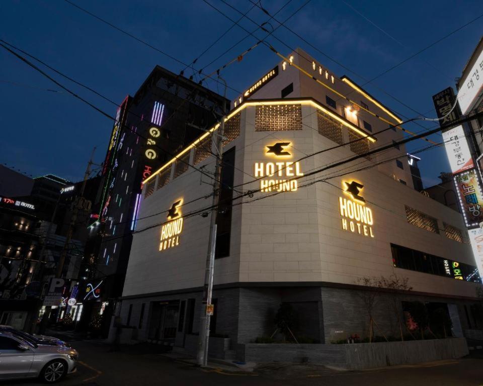 Hound Hotel Yeonsan Busan Exterior foto