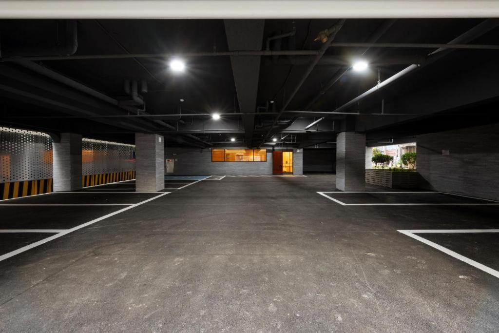 Hound Hotel Yeonsan Busan Exterior foto